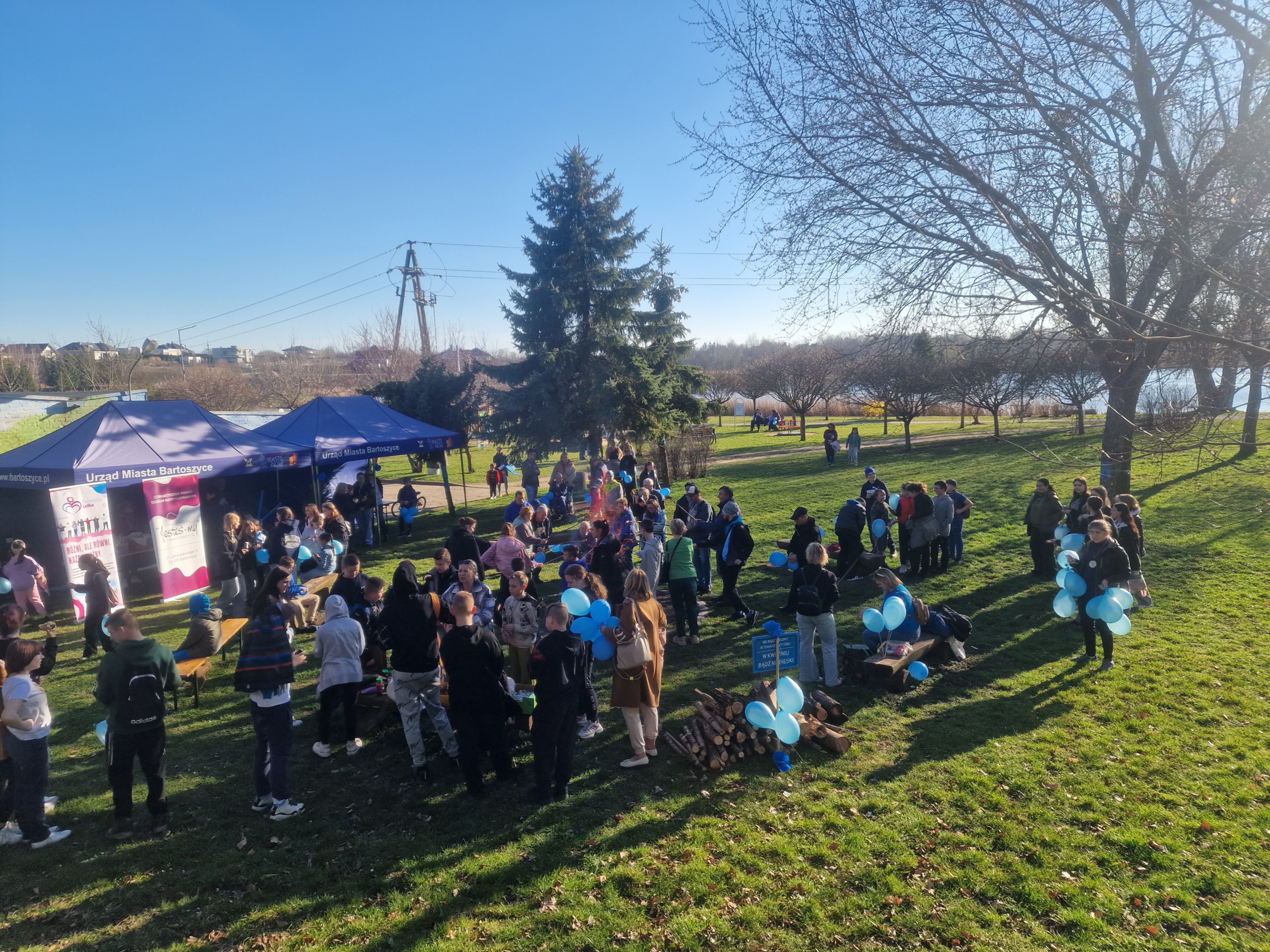 Dziś świecimy na niebiesko